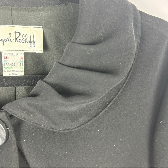 Joseph Ribkoff Tailored Boxy Two Button Jacket Blazer Size 8 Black - Picture 10 of 12